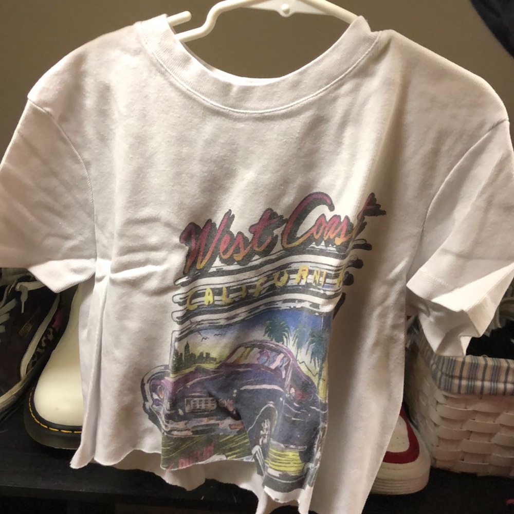 Brandy Melville cropped tee